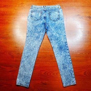 ANA Women's Petite Jeans Acid Wash Skinny Leg Low